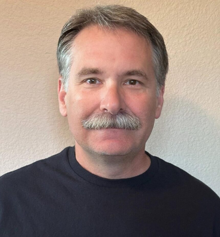 Headshot of Jeffrey Cooke