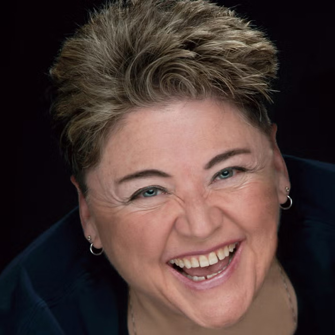 Photo of Deborah Hunt